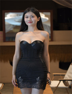 《飘雪影院手机免费观看免费-秘密教学26我们在做一次吧免费》