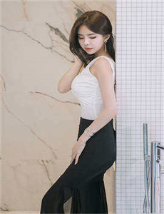 《被几个男的一起添好舒服-国产91视频观看》