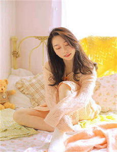 《我在教室里被同桌c出水-让美女尖叫》